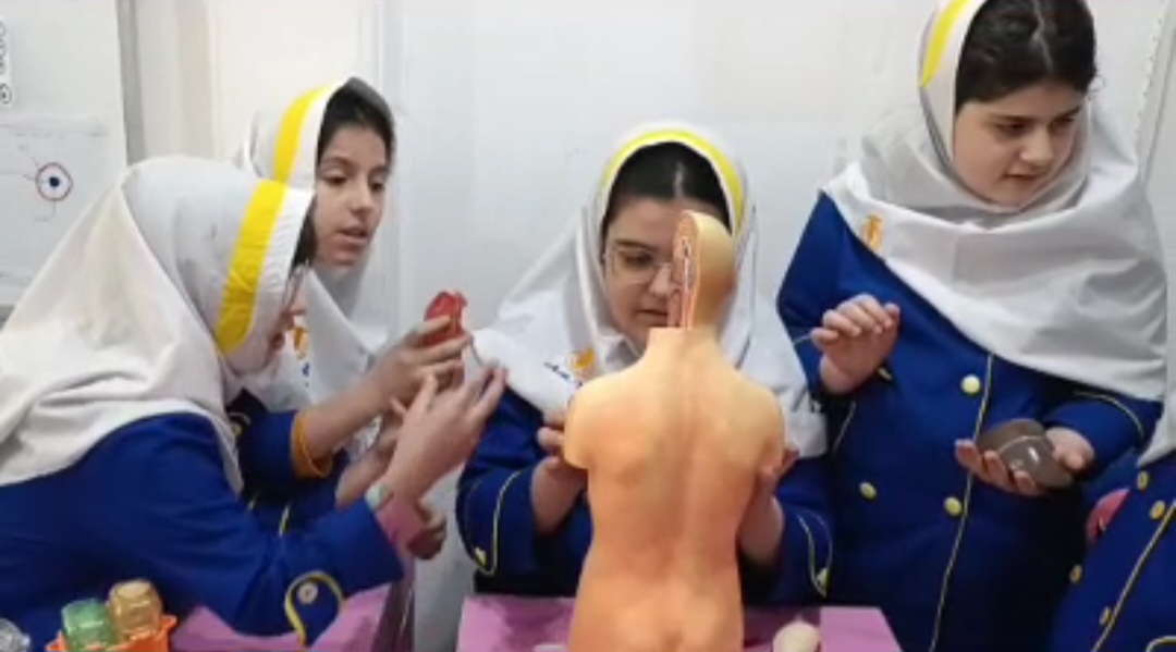 رویدادهای مدرسه دکتر آذراندامی