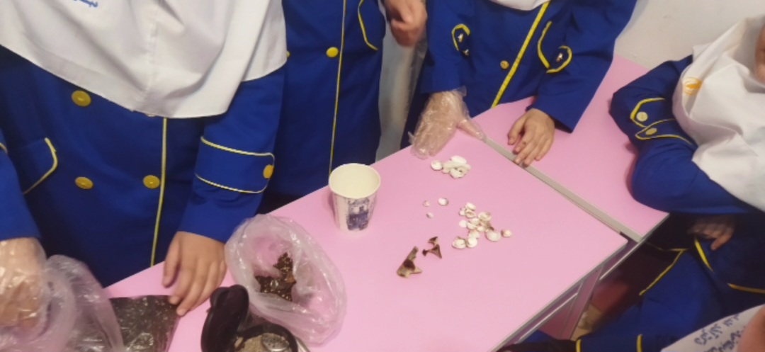 رویدادهای مدرسه دکتر آذراندامی